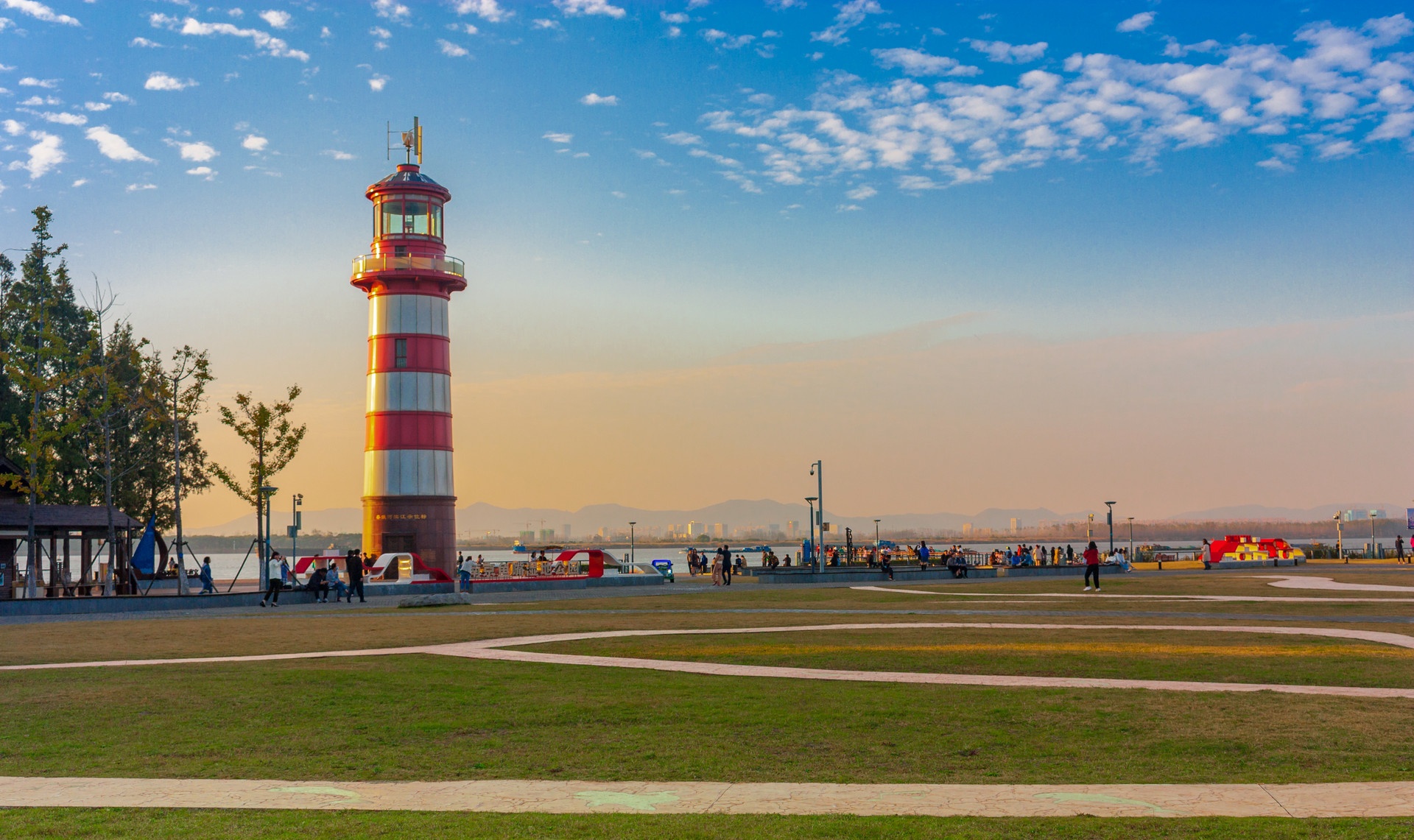 五年规划：中国发展前行的关键航标