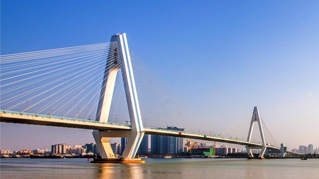 张鹏：廓清“十五五”历史方位 以新质生产力开创中国式现代化建设新局面——学习贯彻党的二十届四中全会精神