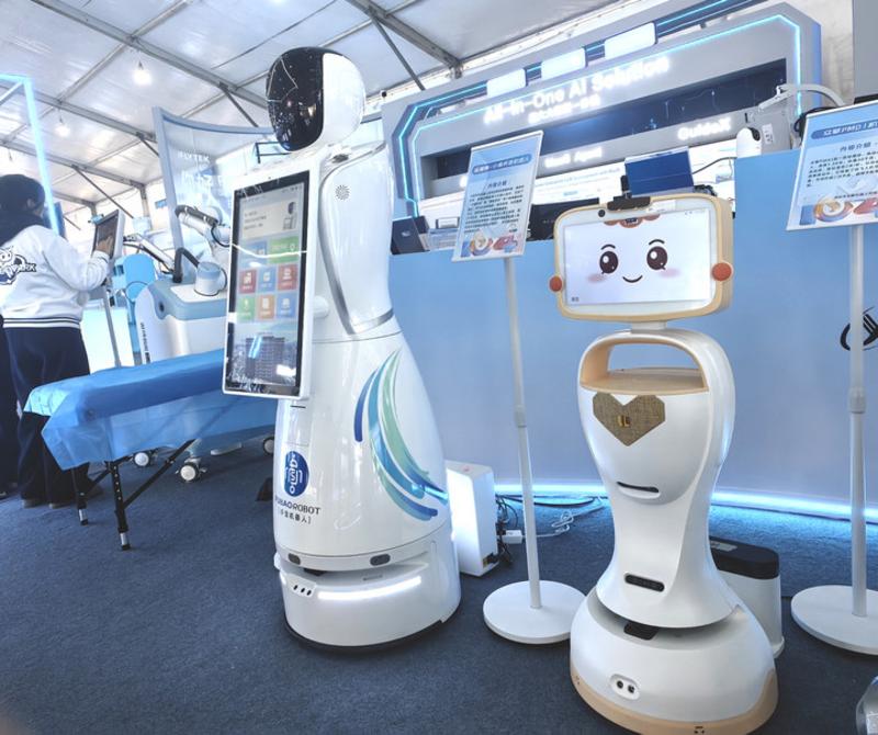 建设数据要素“一区三中心”,抢占未来发展制高点