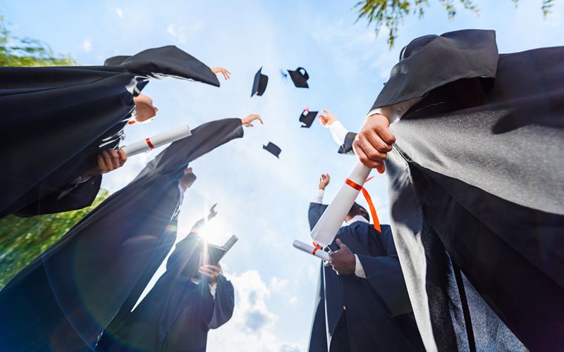 温泉：从高校本科专业调整看教育科技人才一体发展