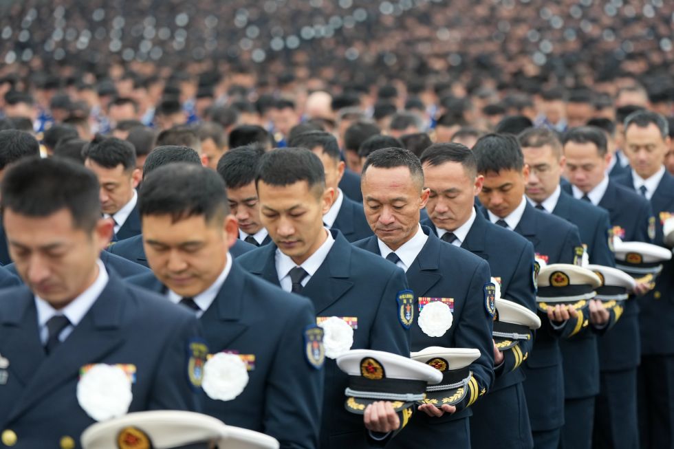 南京大屠杀死难者国家公祭仪式在南京举行(11)XxjpsgC000100_20251213_PEPFN0A001