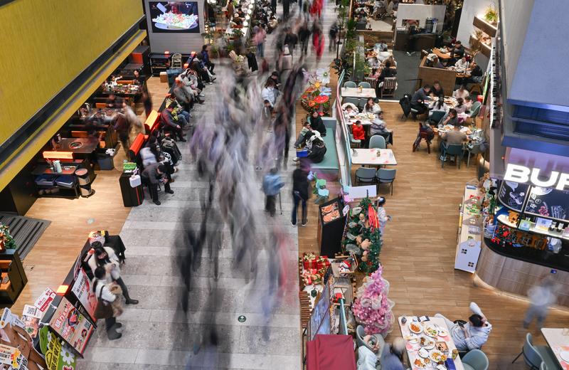 突破50万亿！中国消费市场活力满满