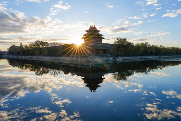 北京两会聚焦:京城暖意浓,两会话教育