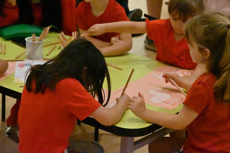 跨越山海，世界共享“中国年”