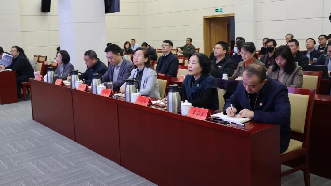 树立和践行正确政绩观学习教育专题辅导暨“北京社科大讲堂”第73场报告会举行