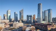 把握政府工作报告鲜明特点，落实2026年政府工作任务——学习贯彻2026年全国两会精神