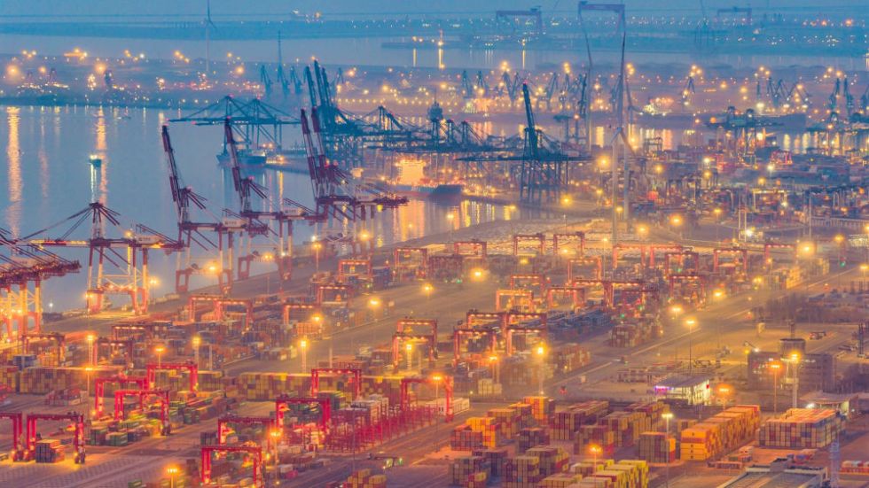 &emsp;这是2026年3月16日在天津市滨海新区拍摄的天津港（无人机照片）。新华社发（杜鹏辉摄）