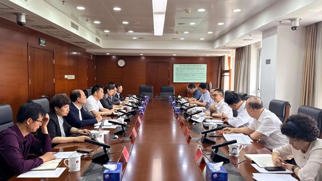 谢辉书记、贺亚兰院长带队赴市社科联、市社科规划办调研座谈
