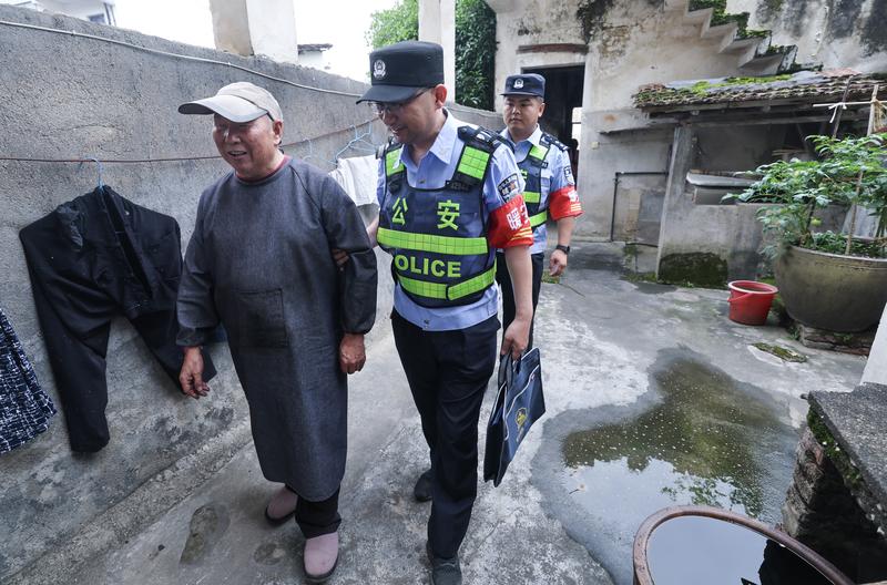 在理好“旧账”中干出新政绩
