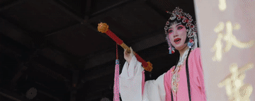 十几天后，习近平同志对《关于抢救和振兴永昆的报告》作出批示，明确指出：&ldquo;永昆的保护应列入我省非物质文化遗产保护计划之中。&rdquo;永嘉昆剧团恢复建制，编制扩大到38人，面向全国招募年轻演员。