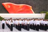 大中小学同上一堂党史课：近千人宣誓“请党放心，强国有我”