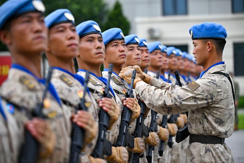 一题一解“十五五”新生活｜看懂国防科技转化与智能化军事体系