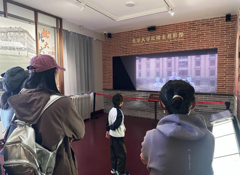 多元活动“京彩”纷呈,假日经济活力奔涌